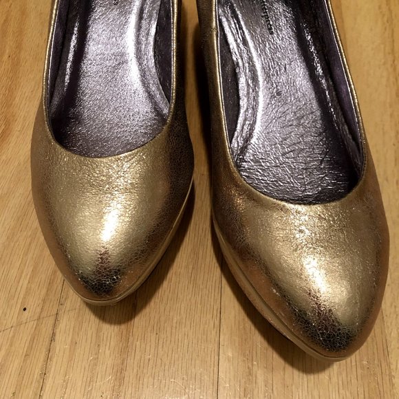 Anthropologie 90s Gold Retro Leather Platform Pumps, sz 7.5 - Picture 5 of 16